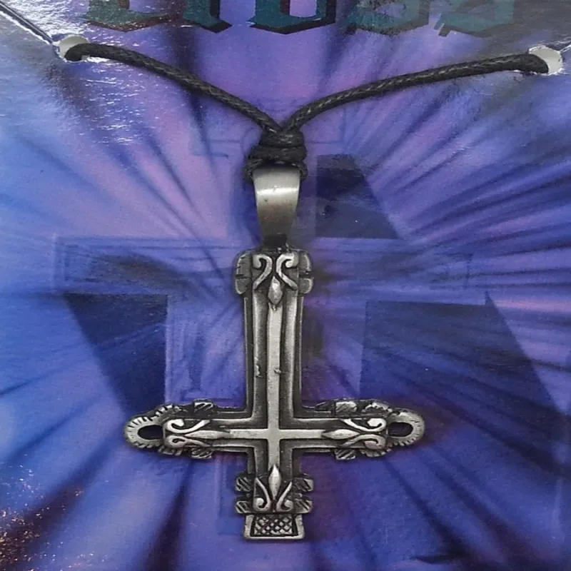 CAE007 / Croix à l'envers