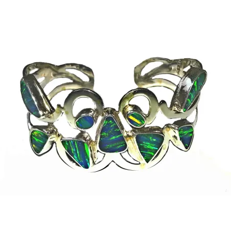 bracelet en argent , avec de l'opal , fait à la main pour 399.- francs.-bijouxbijoux.ch
