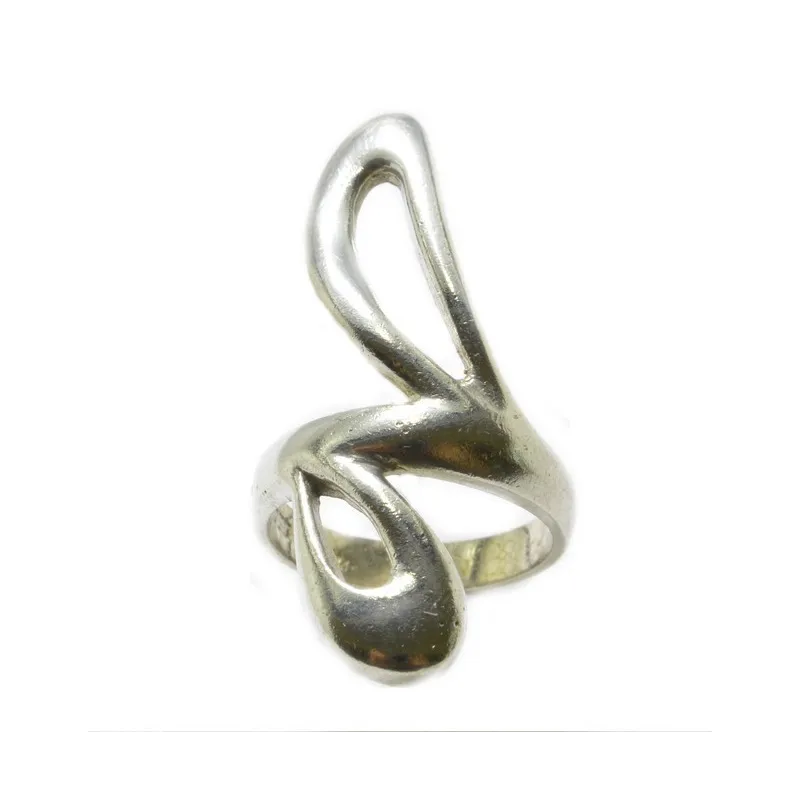 BAM104