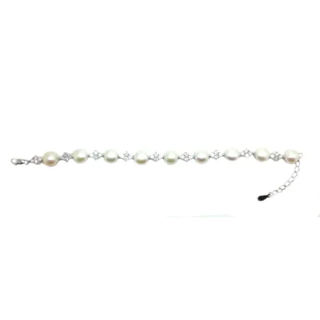bracelet en argent monté avec de très nombreuses perles et strass ,159 frs .-bijouxbijoux.ch